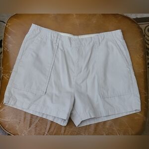 Calvin Klein Women's shorts khaki size 16